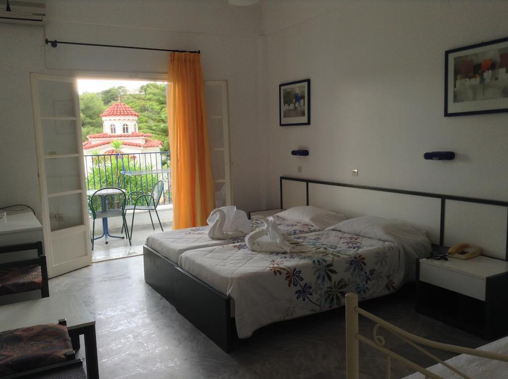 Musses Hotell Koukounaries Rom bilde